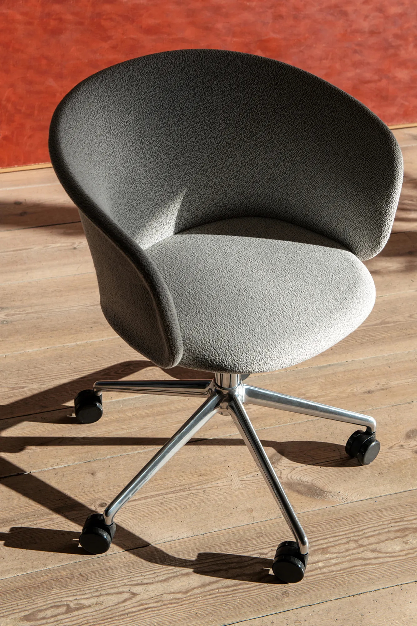 Kendo Swivel kontorstol med 5 hjul, Porcelain-polished aluminium Hem