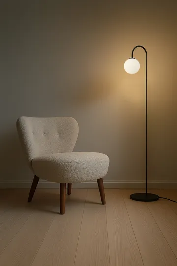 Ballon gulvlampe 137 cm - Svart - Herstal