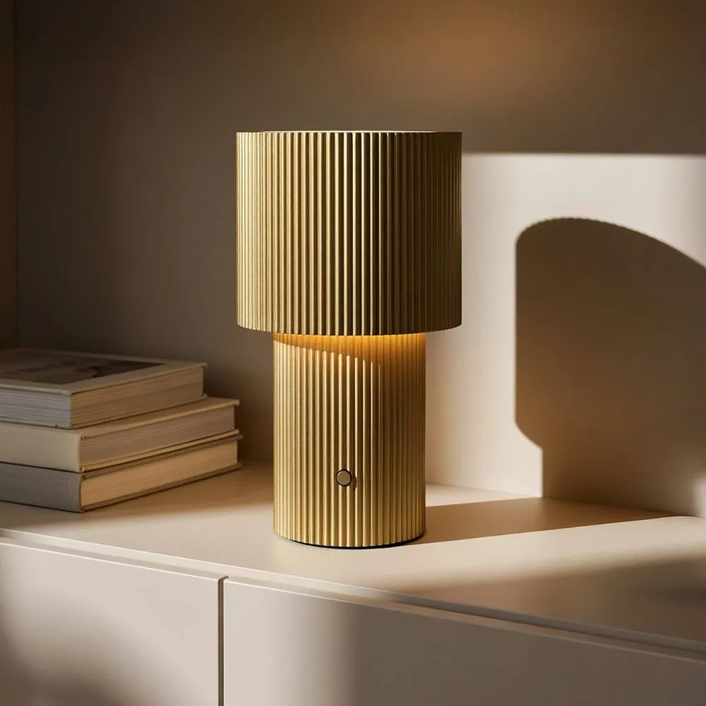 Iluma bordlampe portabel, Gull Herstal