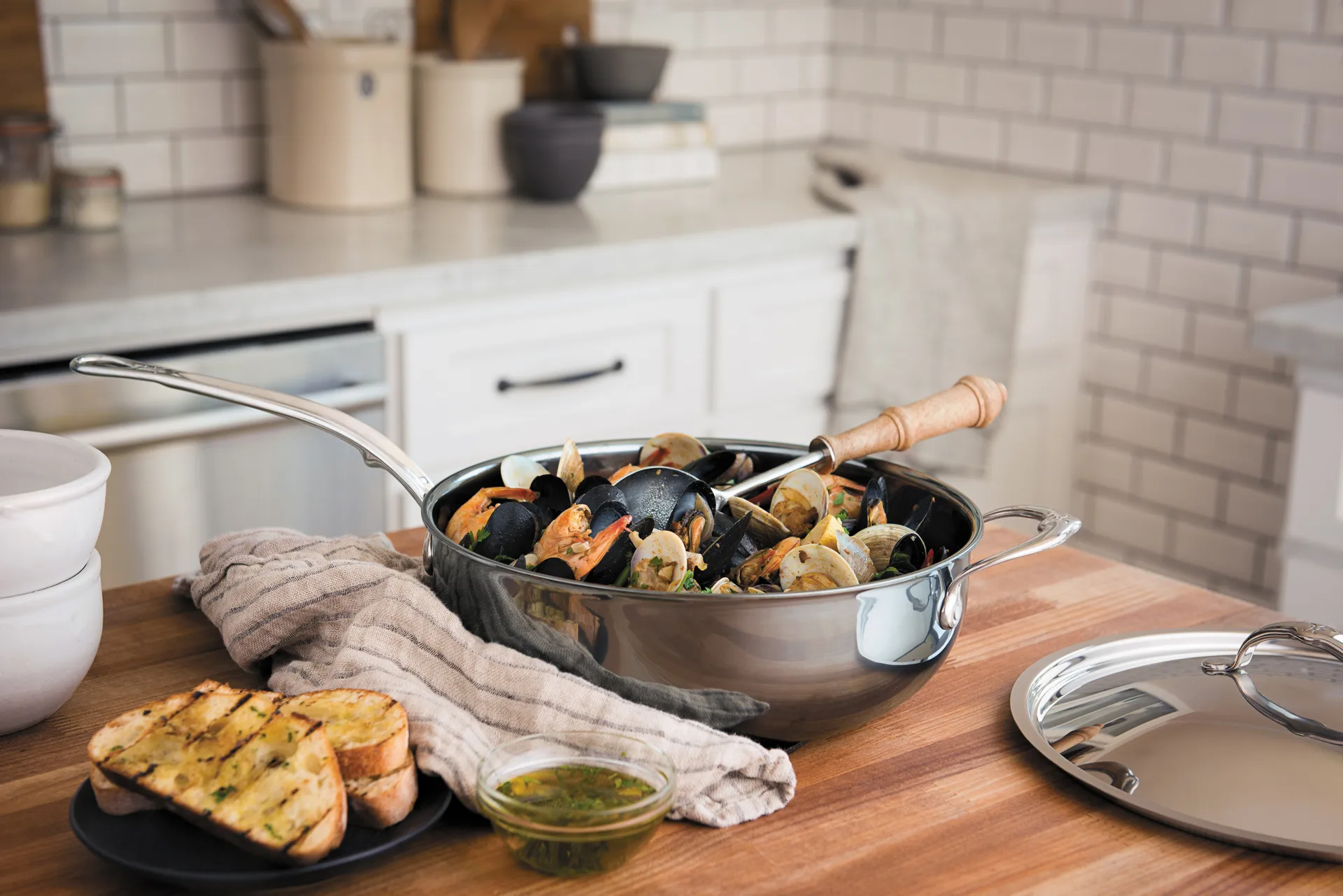 Hestan Nanobond traktørpanne med lokk 4,7 L, Rustfritt stål Hestan