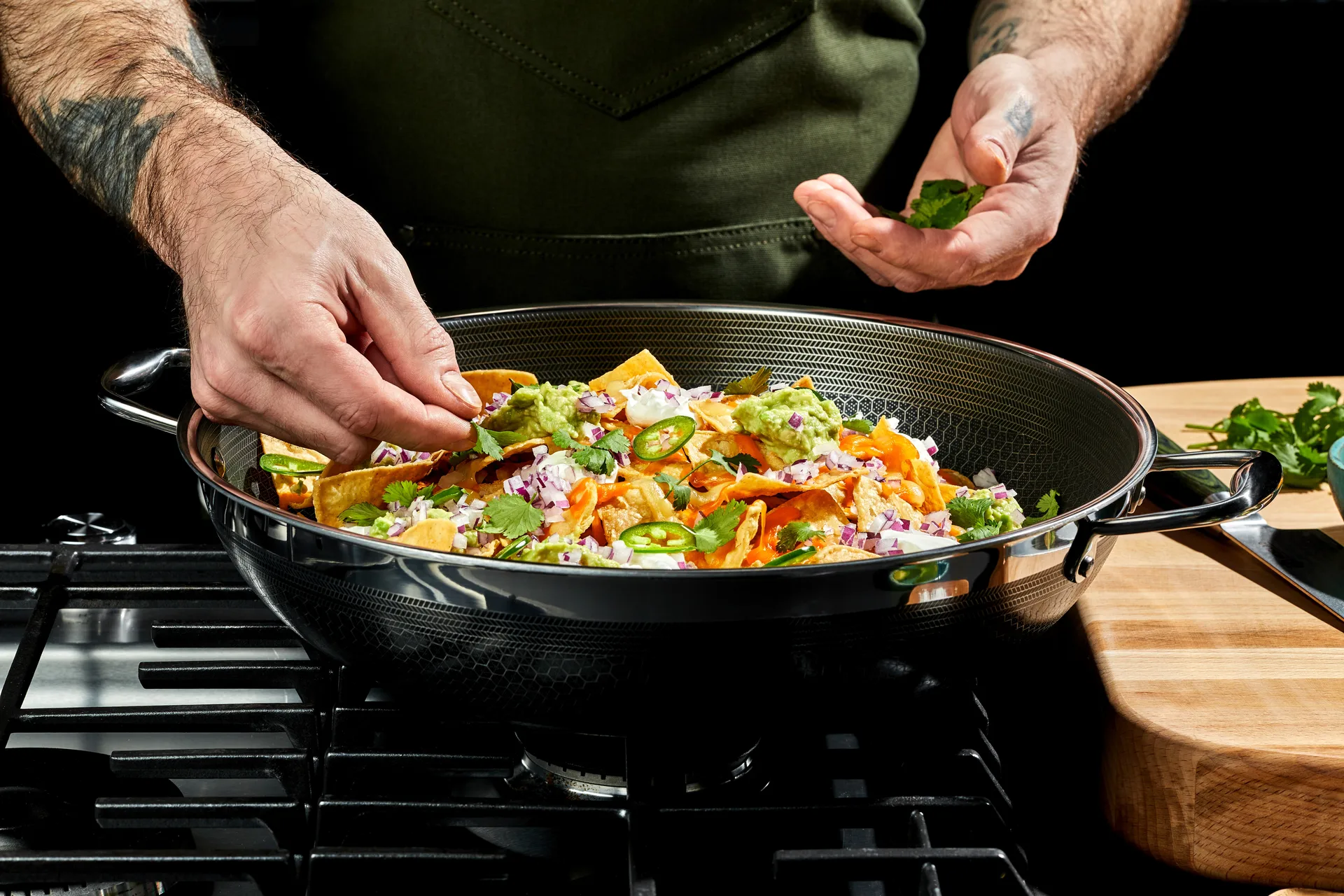 Hexclad wokpanne med lokk hybrid Ø36 cm, Rustfritt stål-sort Hexclad