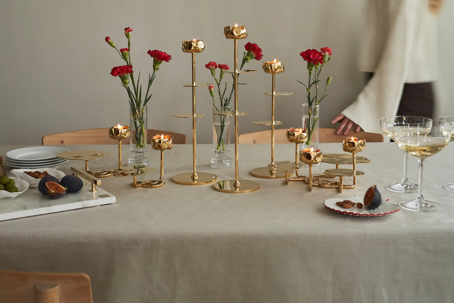 Ninfea Alta lysestake 40 cm, Messing Hilke Collection