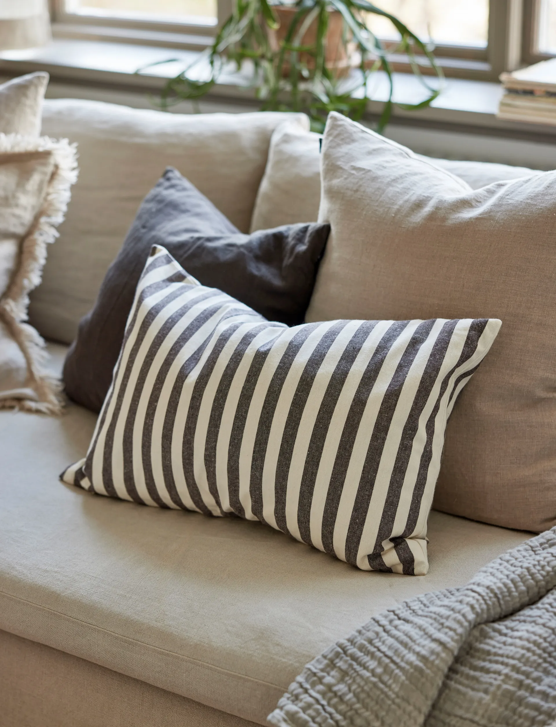 Bretagne putetrekk, Chocolate, 40x60 cm Himla