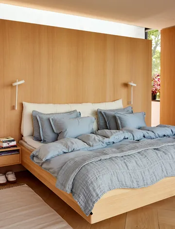 Hannelin Sengeteppe - Cloudy sky, 260x260 cm - Himla