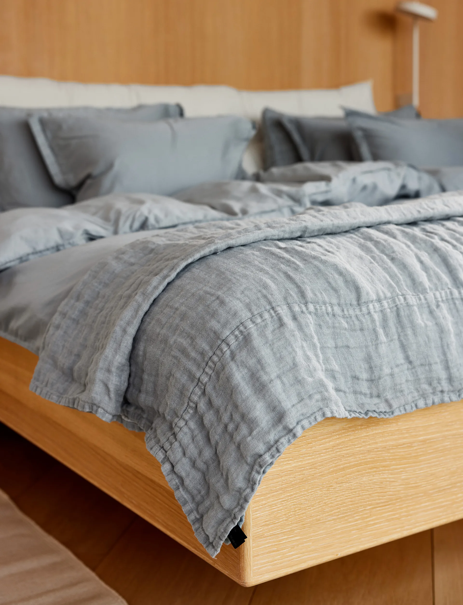 Hannelin Sengeteppe, Cloudy sky, 260x260 cm Himla