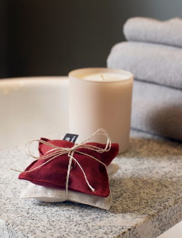 Lavendula duftpute 9x9 cm - Lingonberry-oatmeal - Himla