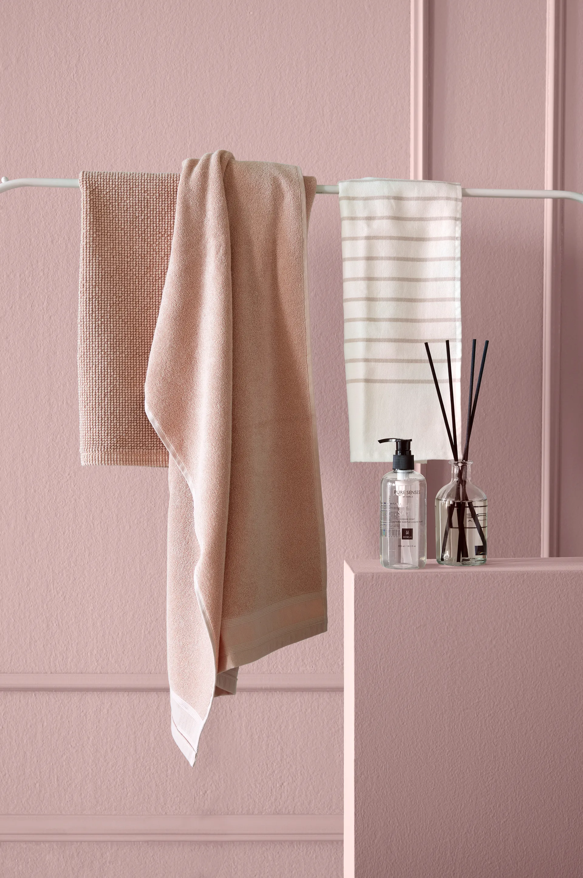 Lina håndkle 30 x 50 cm, Powder Himla