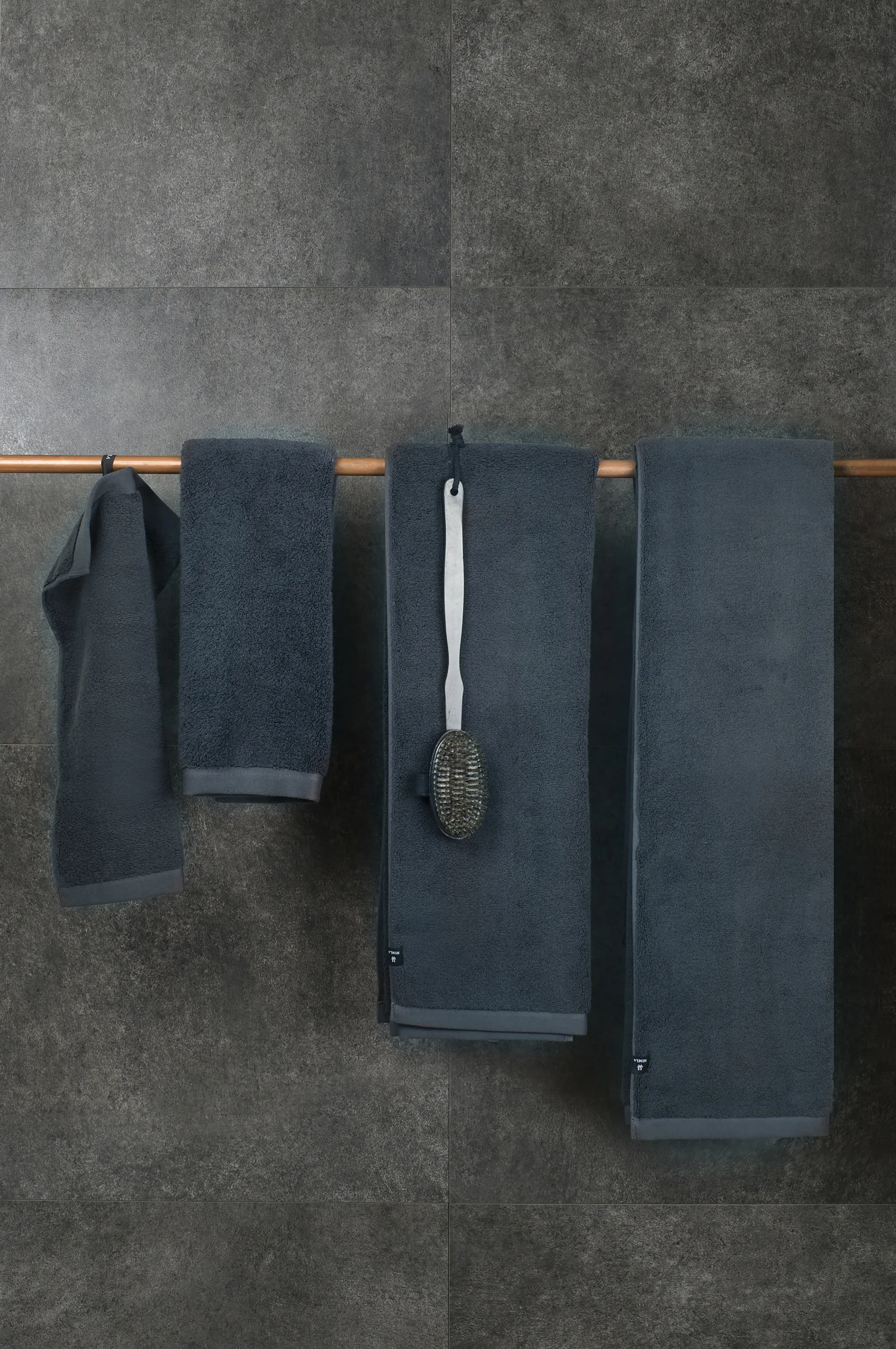 Maxime økologisk håndkle blue shadow, 70 x 140 cm Himla