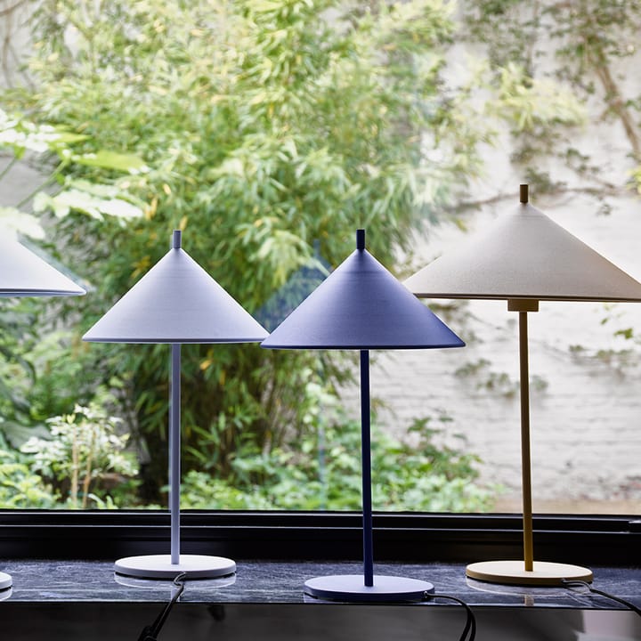 Triangle bordlampe L, Matt ochre HKliving