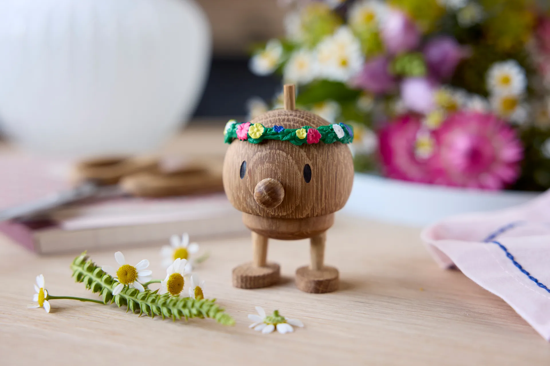 Hoptimist Flower Bumble figur S, Oak Hoptimist