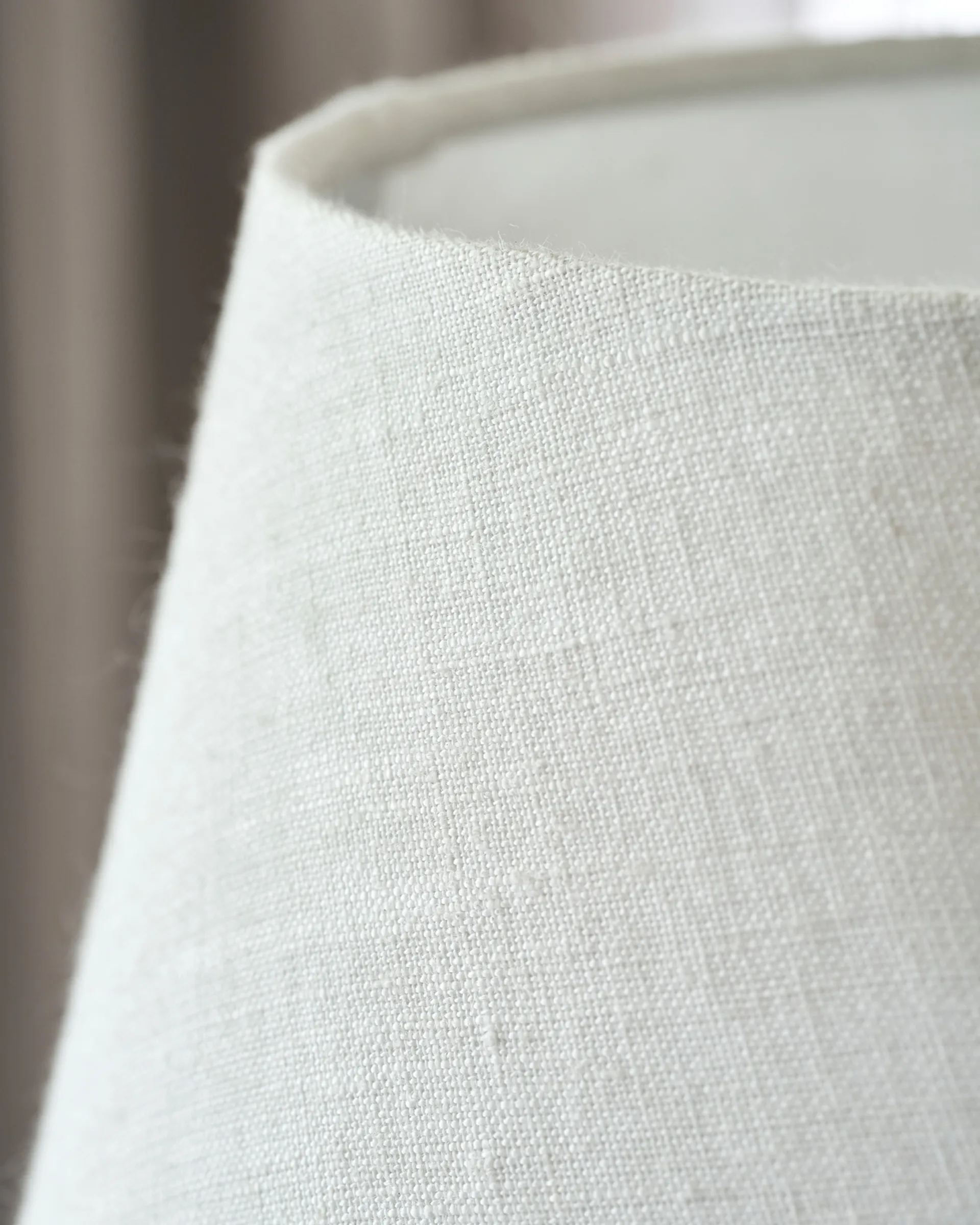 Bakra lampeskjerm antikkhvit, Ø50 cm House Doctor