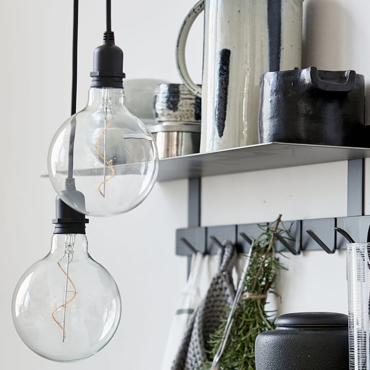 Coso batteridrevet taklampe, Svart House Doctor