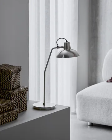 Desk bordlampe høy - Børstet sølvfarge - House Doctor