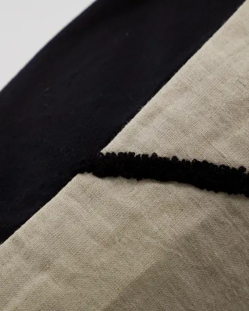 Fly putetrekk 50x50 cm - Svart-off white - House Doctor