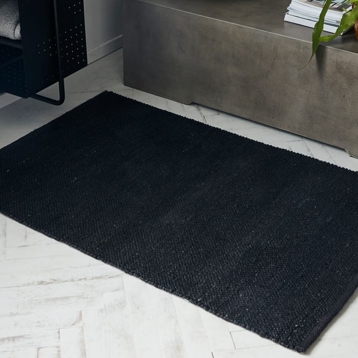 Hempi gulvteppe 85x130 cm, Svart House Doctor
