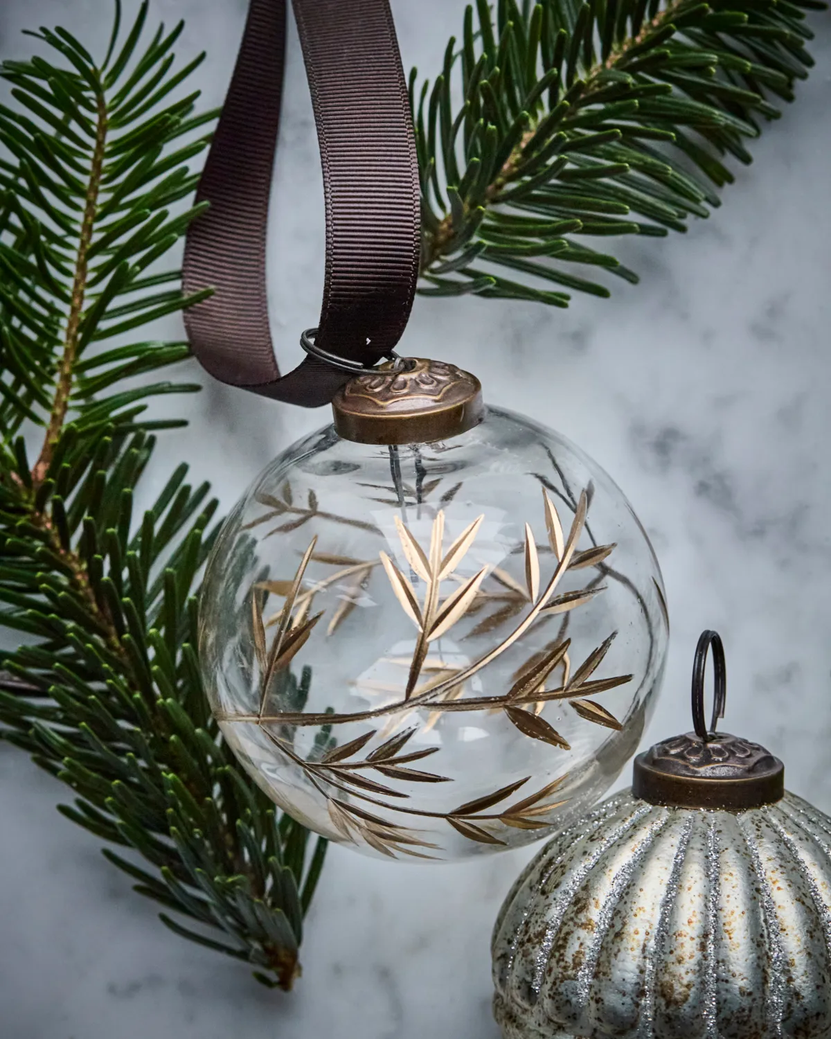 Leaf juletrekule Ø7,5 cm 4-pakn., Klar-gull House Doctor