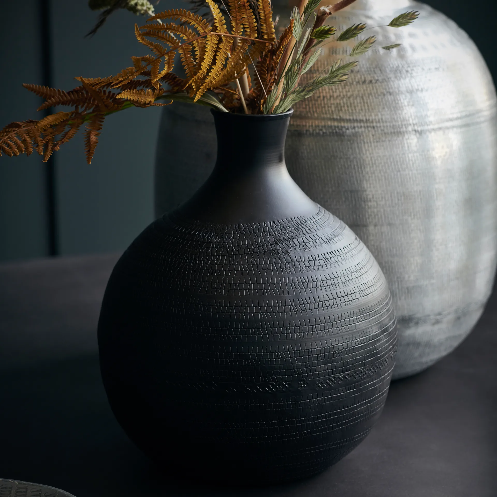 Reena vase 25 cm, Brun House Doctor