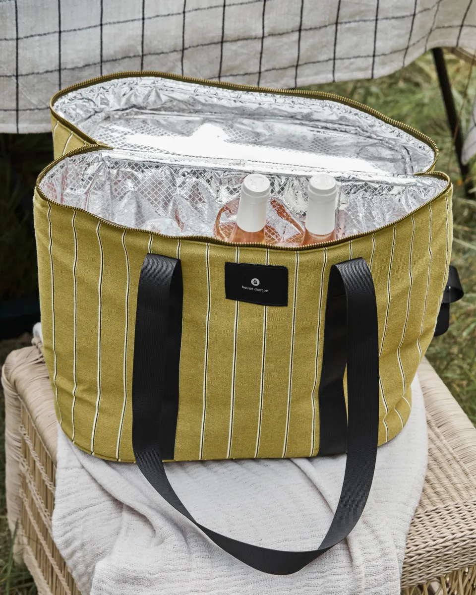 Sett kjøleveske, Sennepsgul House Doctor