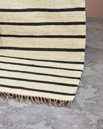 Sima teppe 180x180 cm - Svart-natur - House Doctor