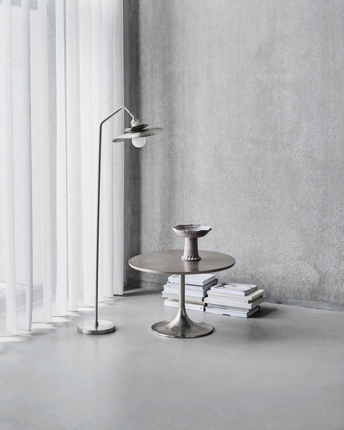 Stand gulvlampe, Børstet sølvfarge, 129,5 cm House Doctor