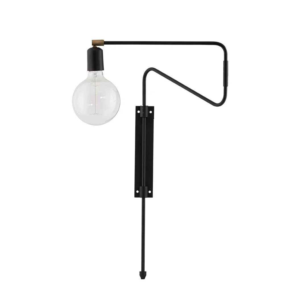 Swing vegglampe svart, liten, 35 cm House Doctor