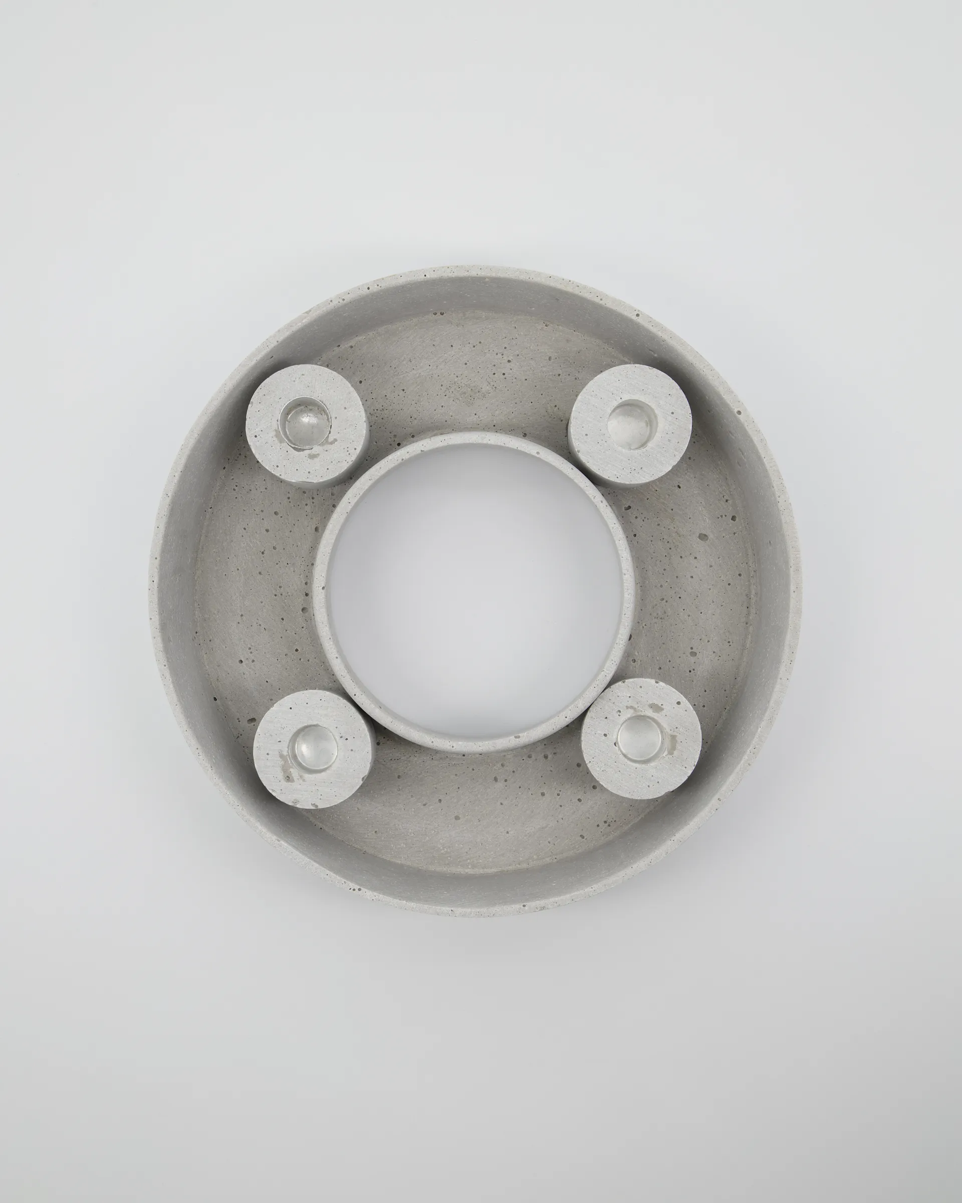 The Ring lysestake, Grey House Doctor