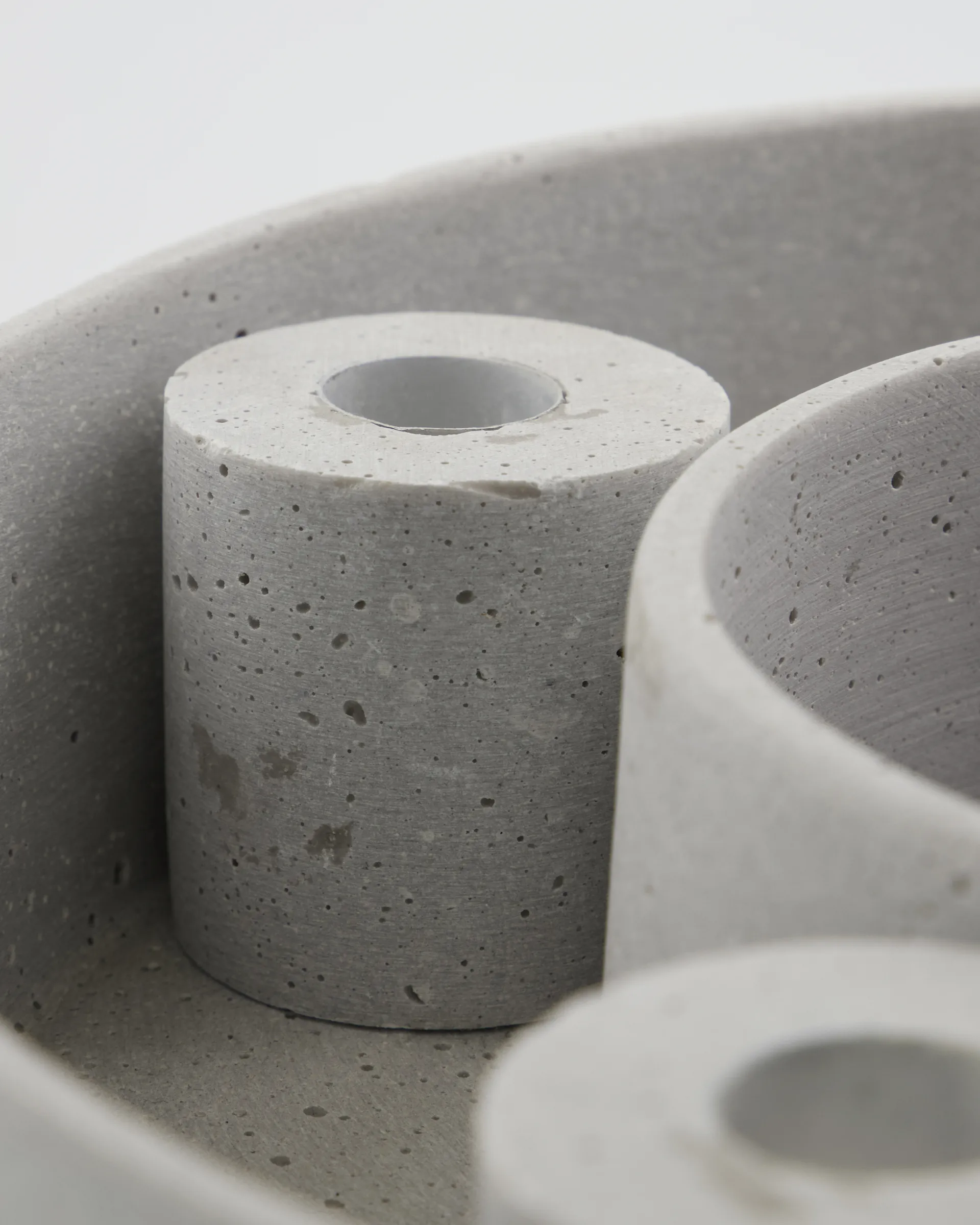 The Ring lysestake, Grey House Doctor