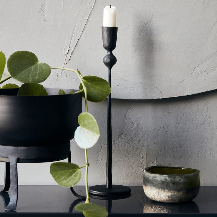 Trivo lysestake 29 cm, Svart House Doctor