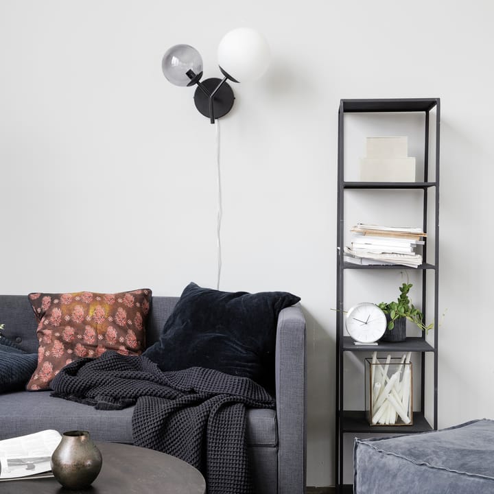 Twice vegglampe, Svart House Doctor