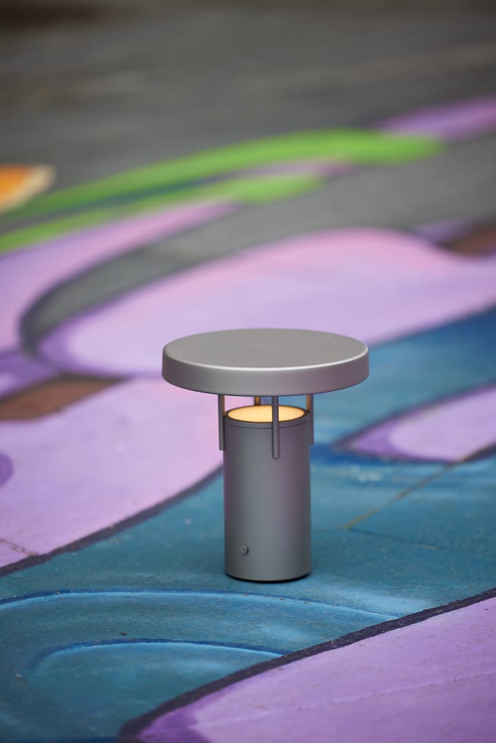 BringMe mini portabel bordlampe, Metallic sand Hübsch Interior