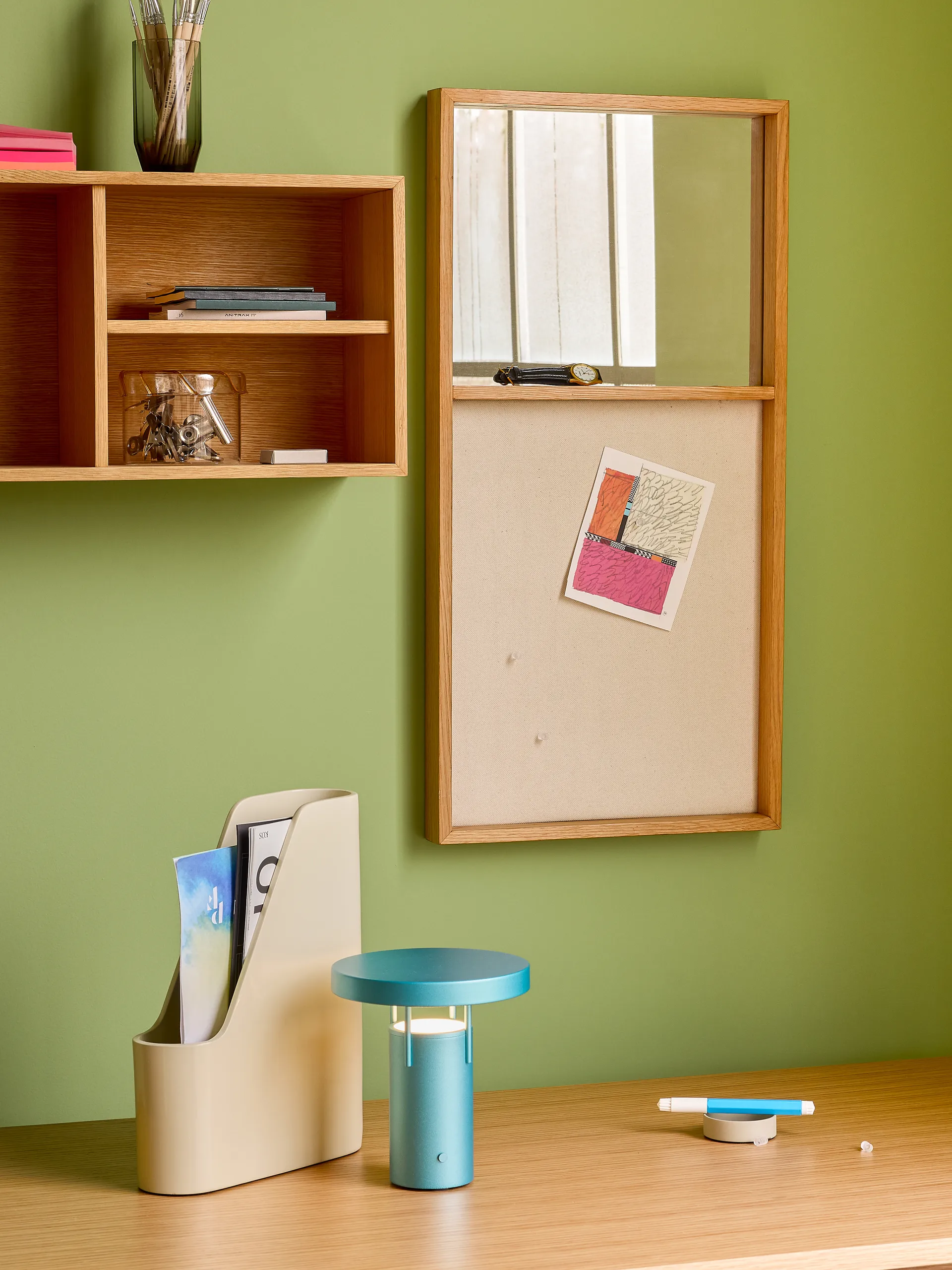 BringMe mini portabel bordlampe, Metallic turquoise Hübsch Interior