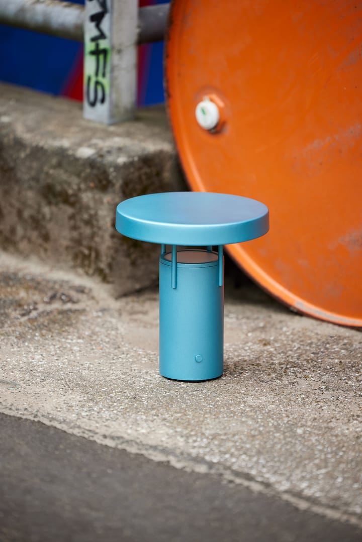 BringMe mini portabel bordlampe, Metallic turquoise Hübsch Interior
