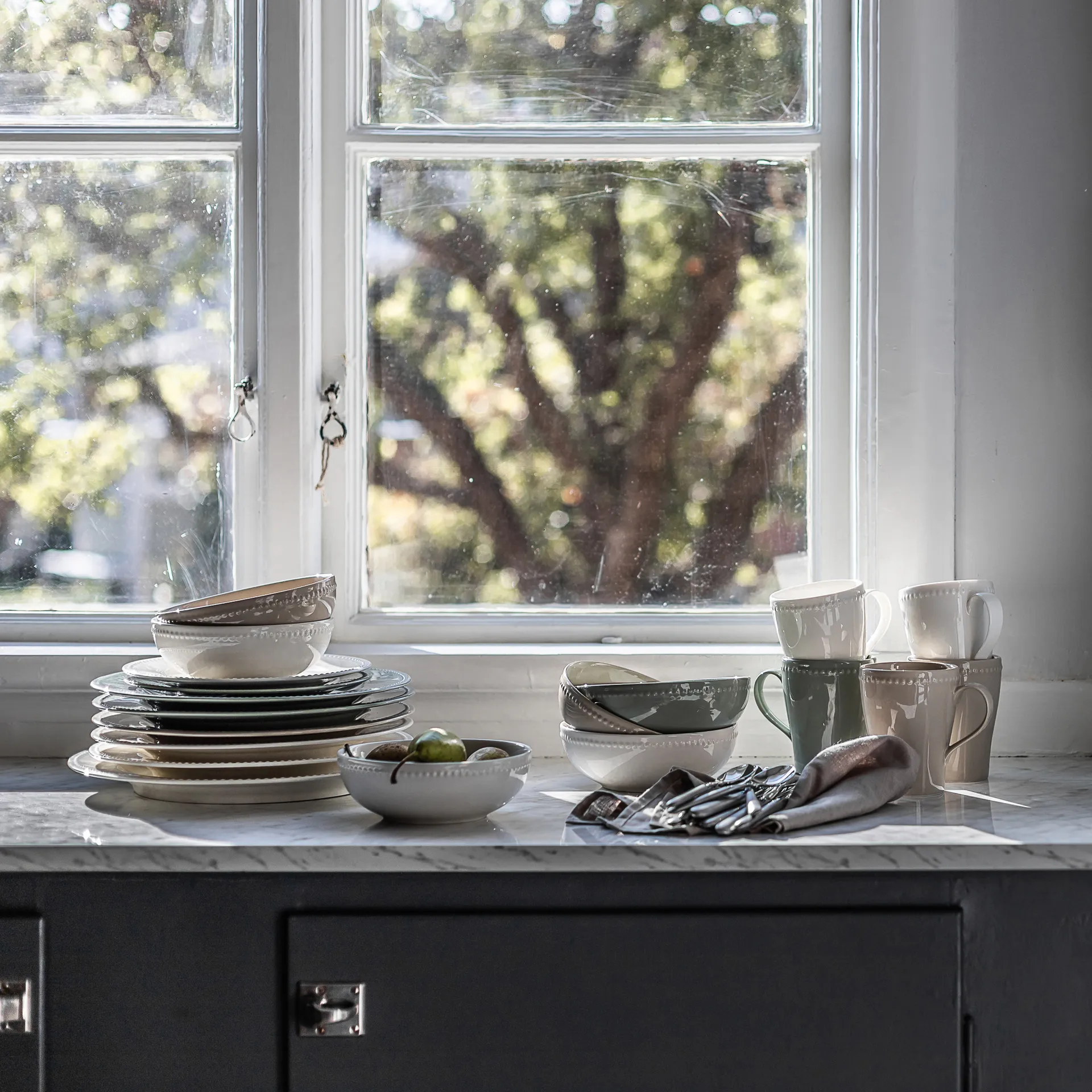 Essence & Dots middagsstartsett 32 deler - Kremhvit Iittala