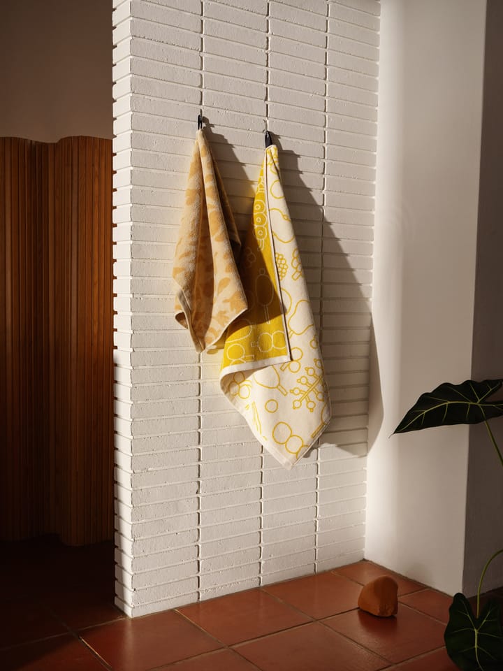 Oiva Toikka Frutta badehåndkle 70 x 140 cm, Gul Iittala