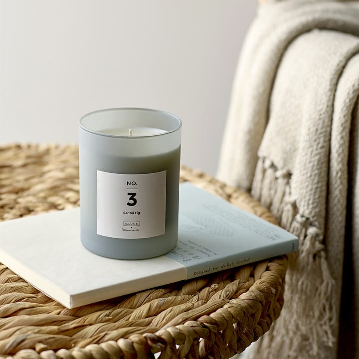 NO. 3 Santal Fig duftlys, 200 g + Giftboks Illume x Bloomingville