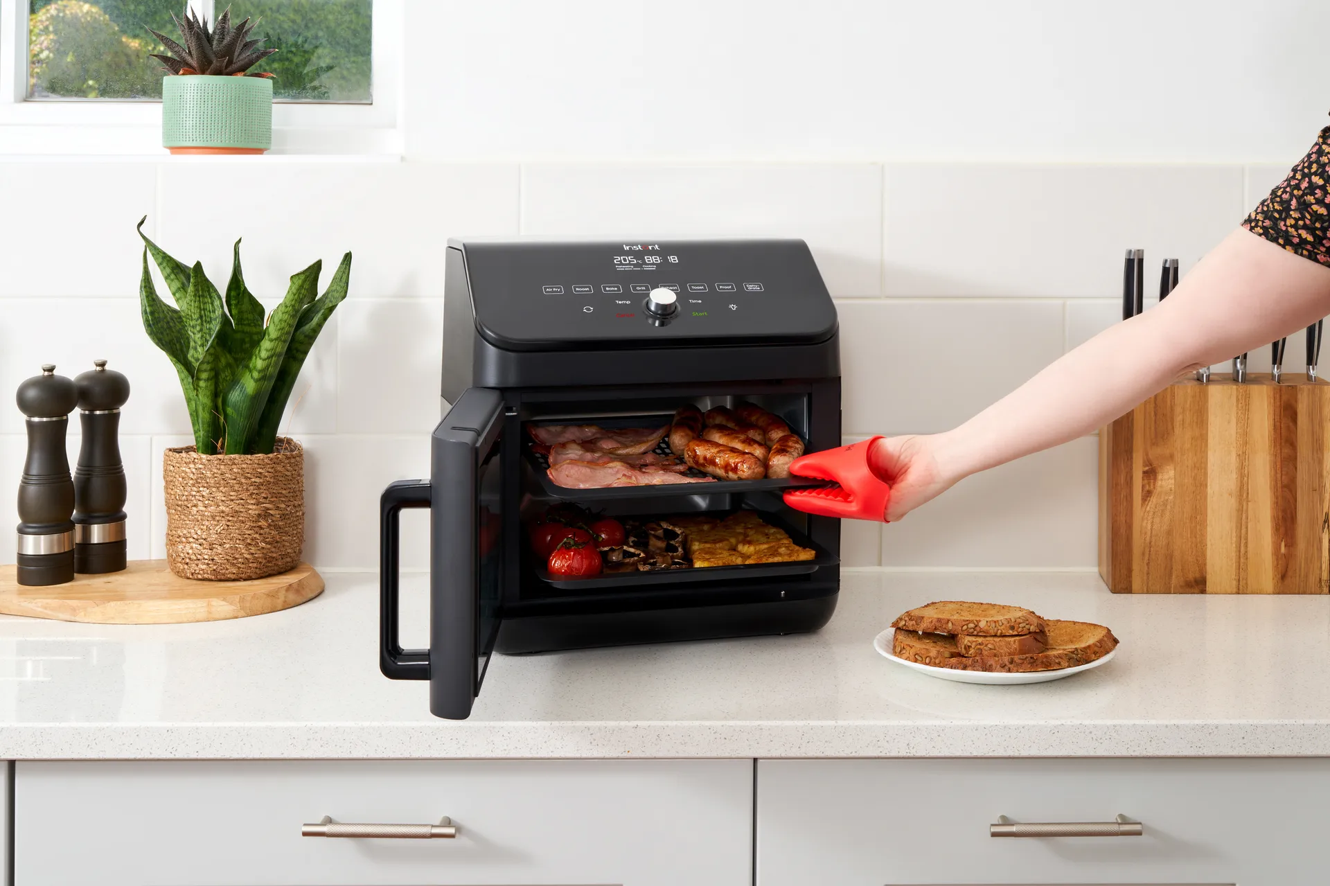 Instant Pot Vortex ClearCook airfryer 13 L, Black Instant Pot