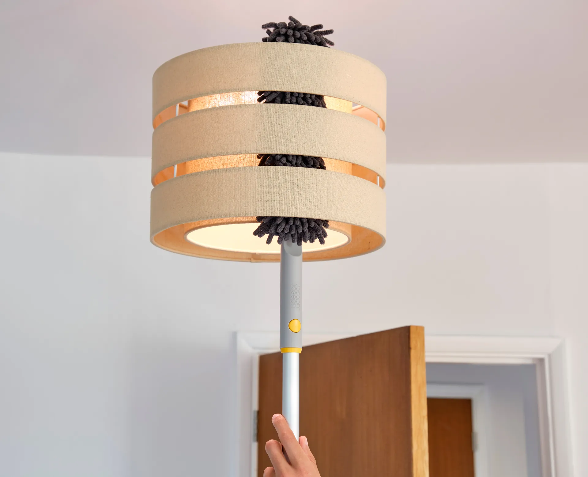 Cleantech 3-i-1 støvkost med plastskinne, Light Stone Joseph Joseph