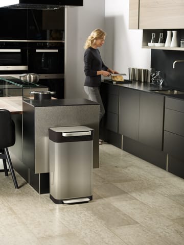 Joseph Joseph Titantrash compactor pedalbøtte 30 L - Stainless steel - Joseph Joseph