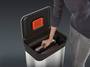 Joseph Joseph Titantrash compactor pedalbøtte 30 L - Stainless steel - Joseph Joseph