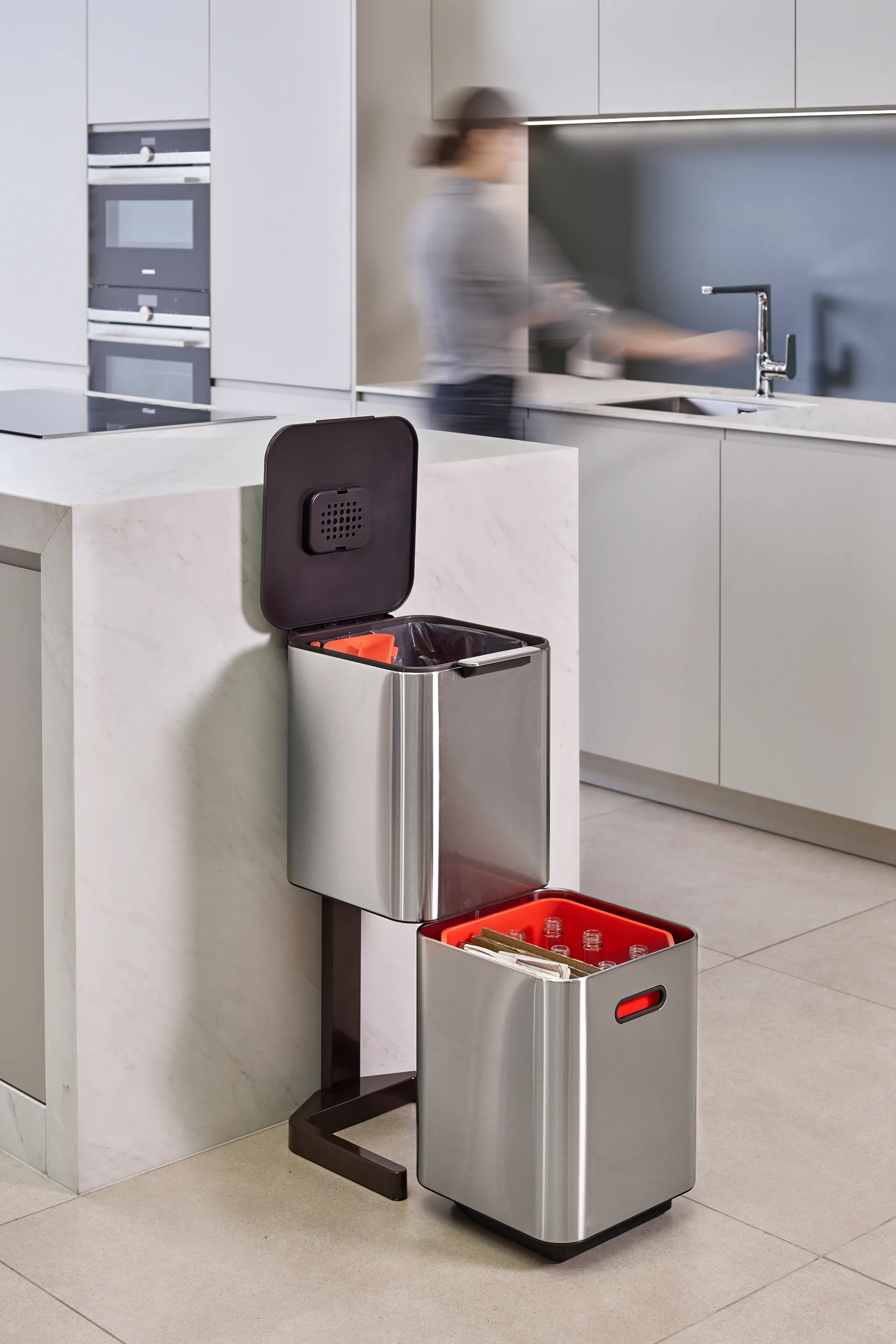 Joseph Joseph Totem Compact søppelbøtte 40 L, Stainless steel Joseph Joseph