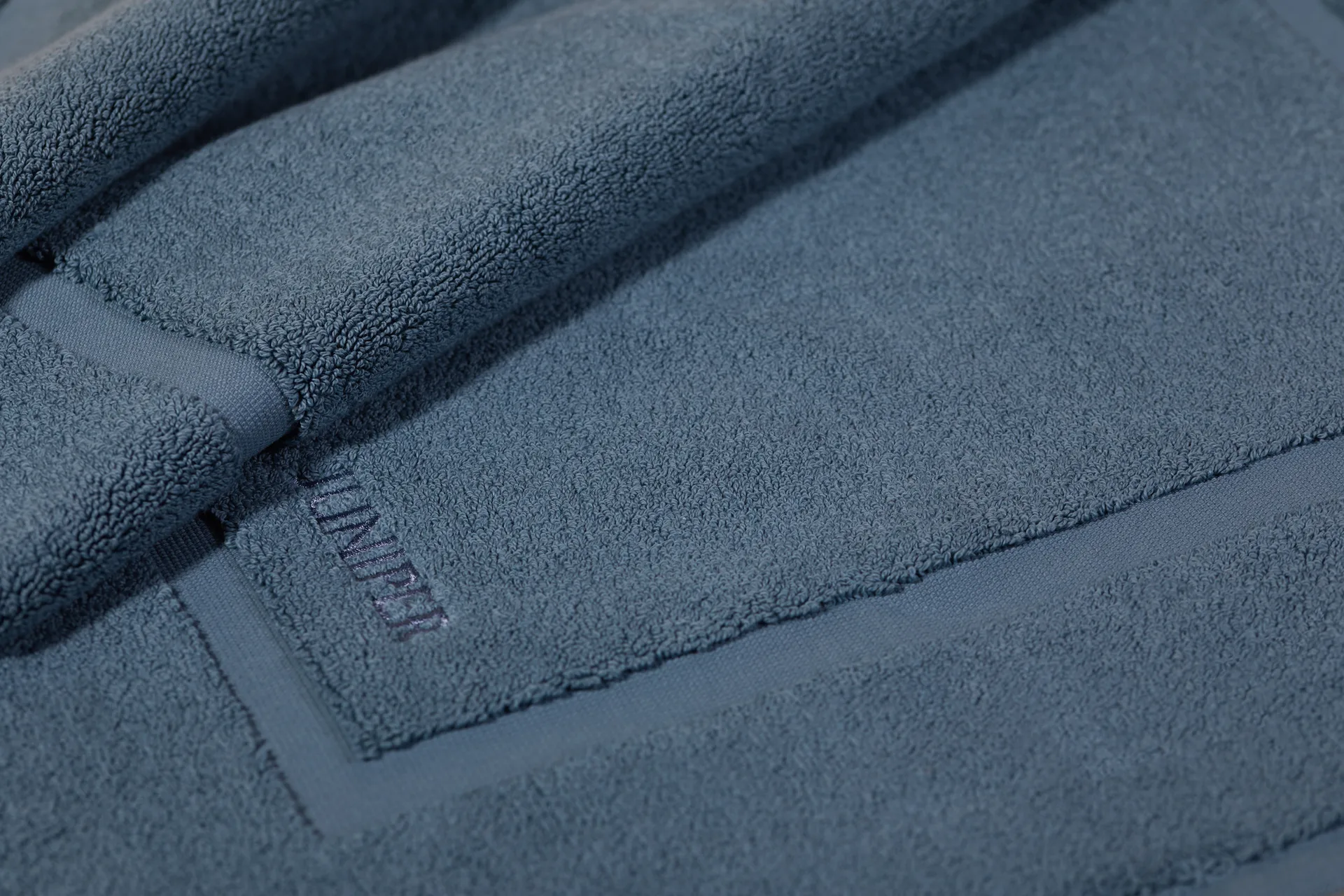 Juniper badematte 50 x 80 cm, North Sea Blue Juniper