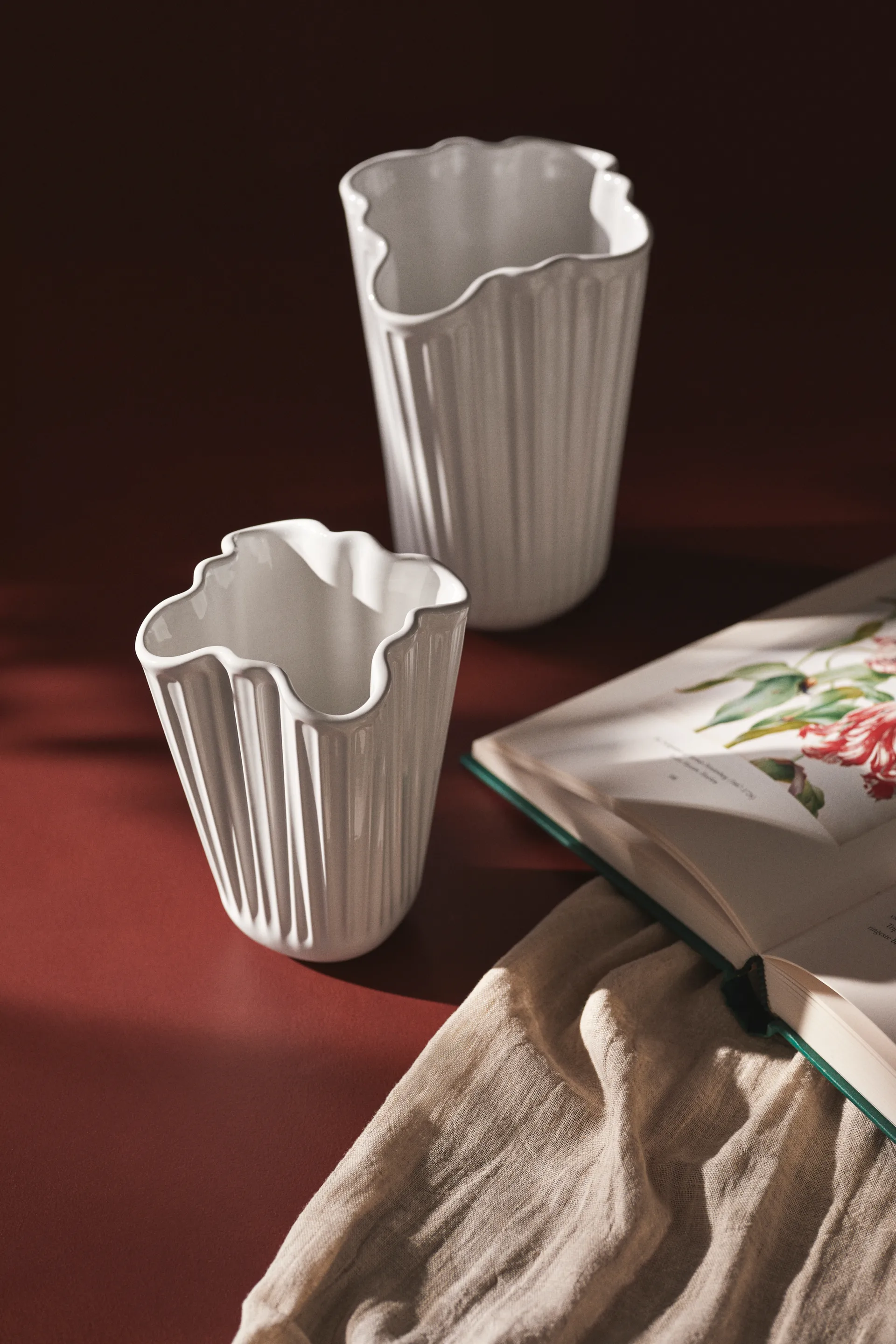 Hammershøi vase Unfold 20,5 cm, Hvit Kähler