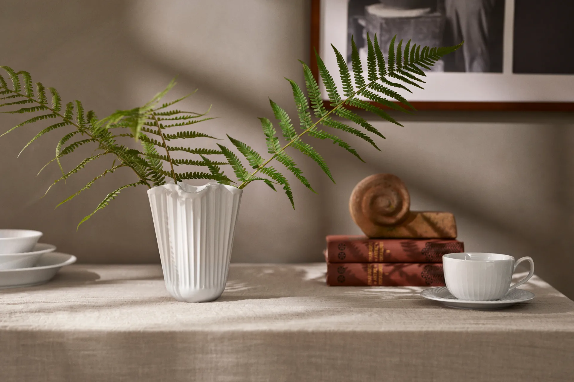 Hammershøi vase Unfold, Hvit, 16,5 cm Kähler