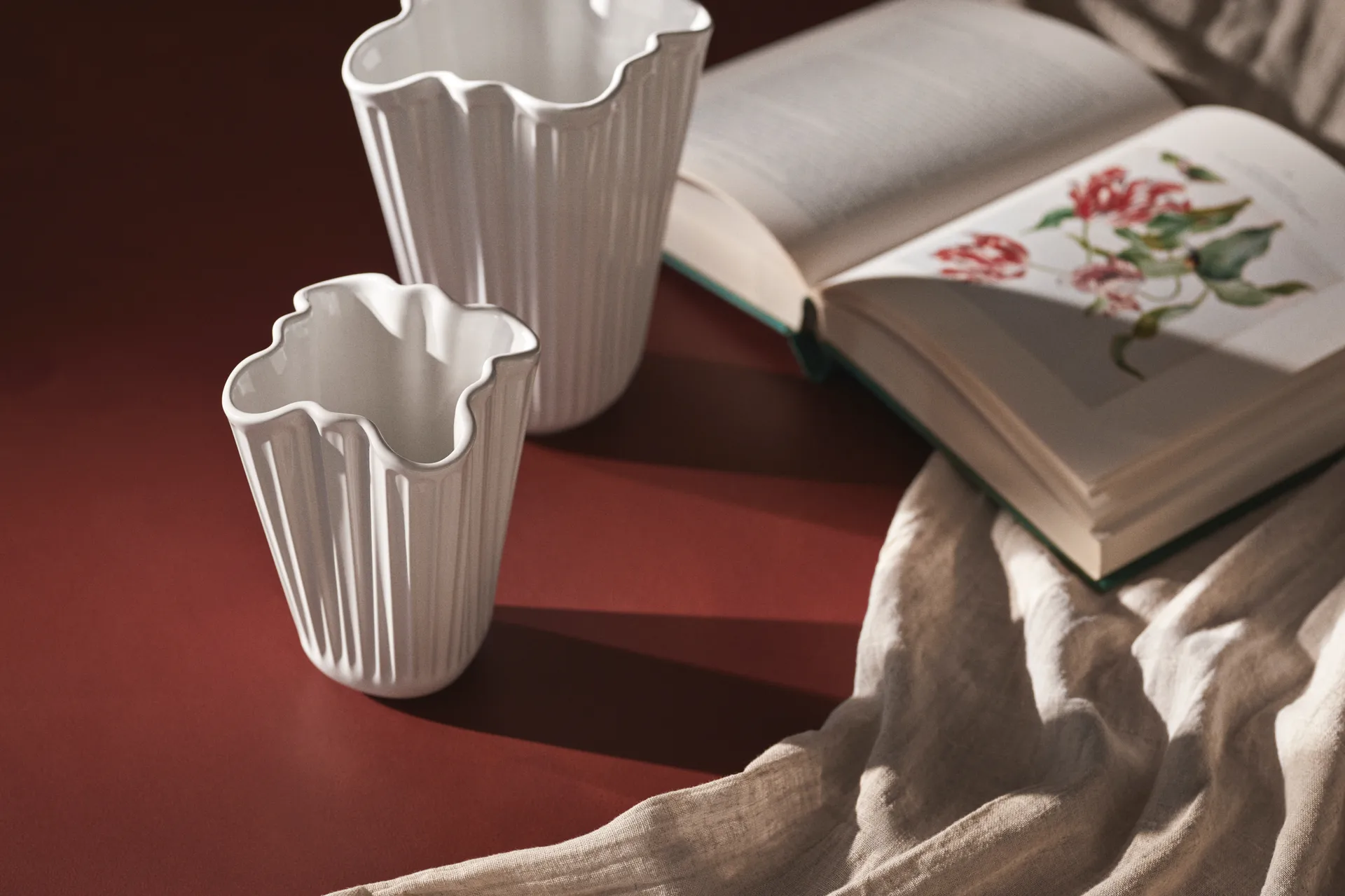 Hammershøi vase Unfold, Hvit, 16,5 cm Kähler