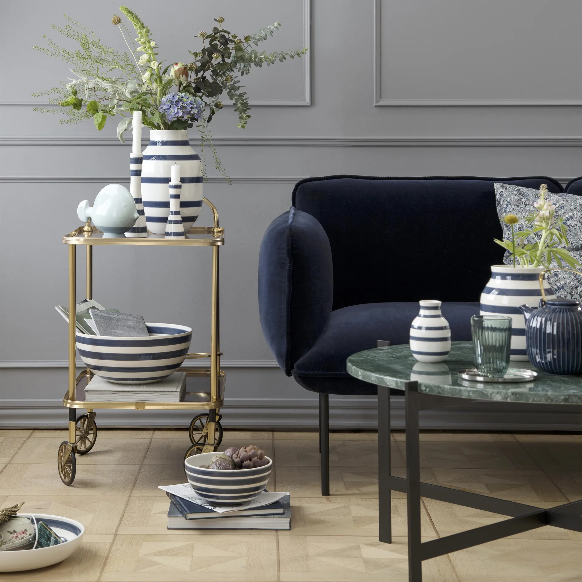 Omaggio vase medium, stålblå Kähler