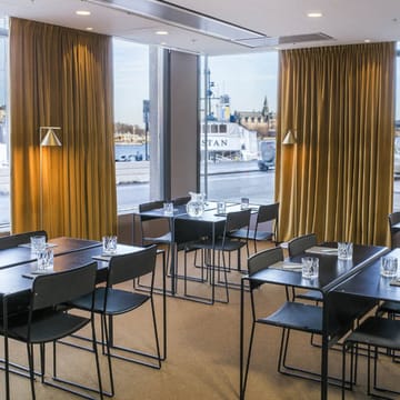 Brokk skrivebord - Svart - Källemo