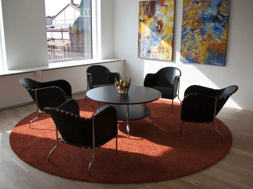 Bruno lenestol, Kjernlær svart-krom Källemo