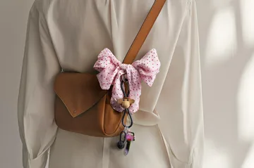 Kaj Bojesen nøkkelring, Ape - Teak-limbatre, svart lær - Kay Bojesen Denmark