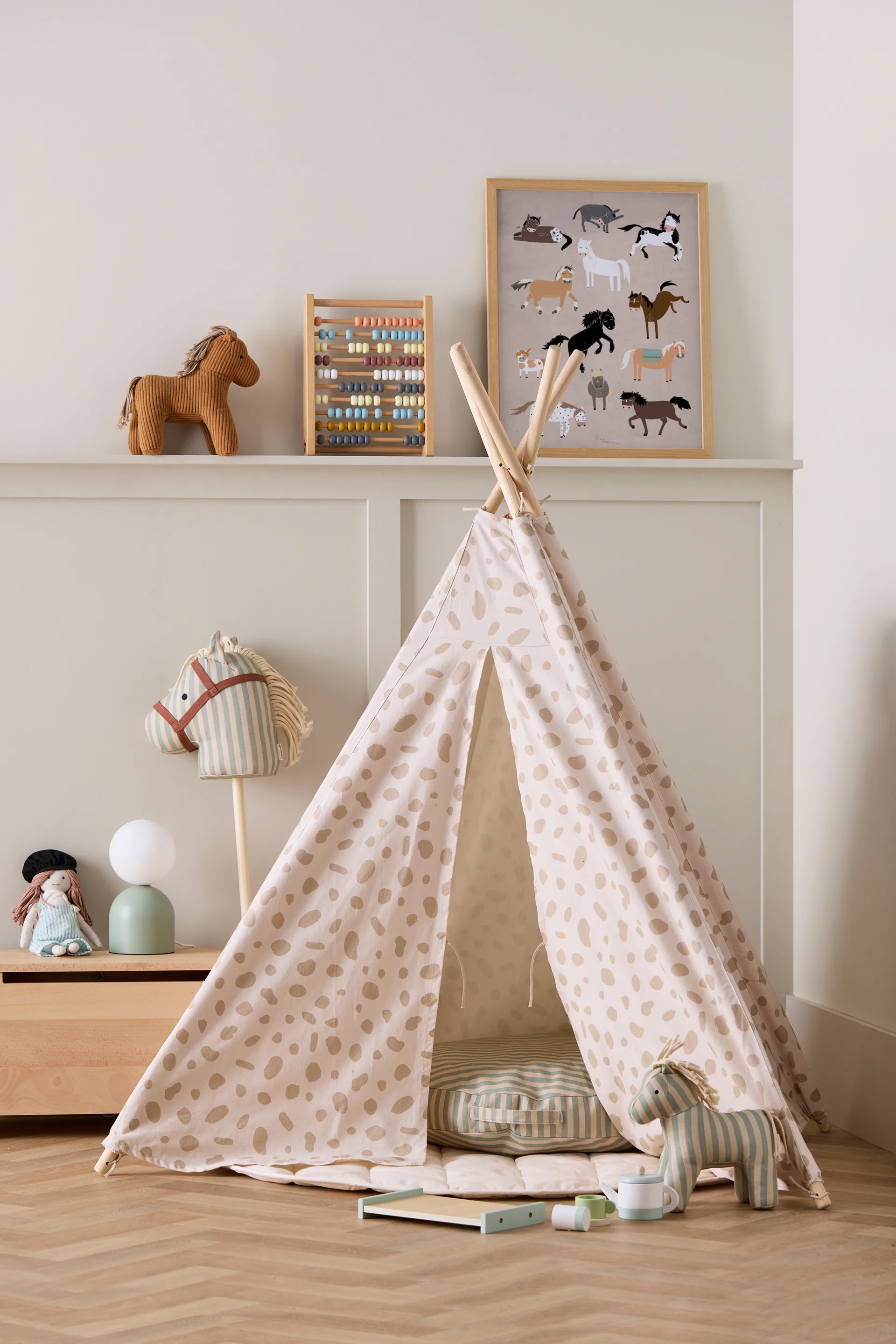 Kid's Base gulvpute Ø60 cm, Rand Kid's Concept