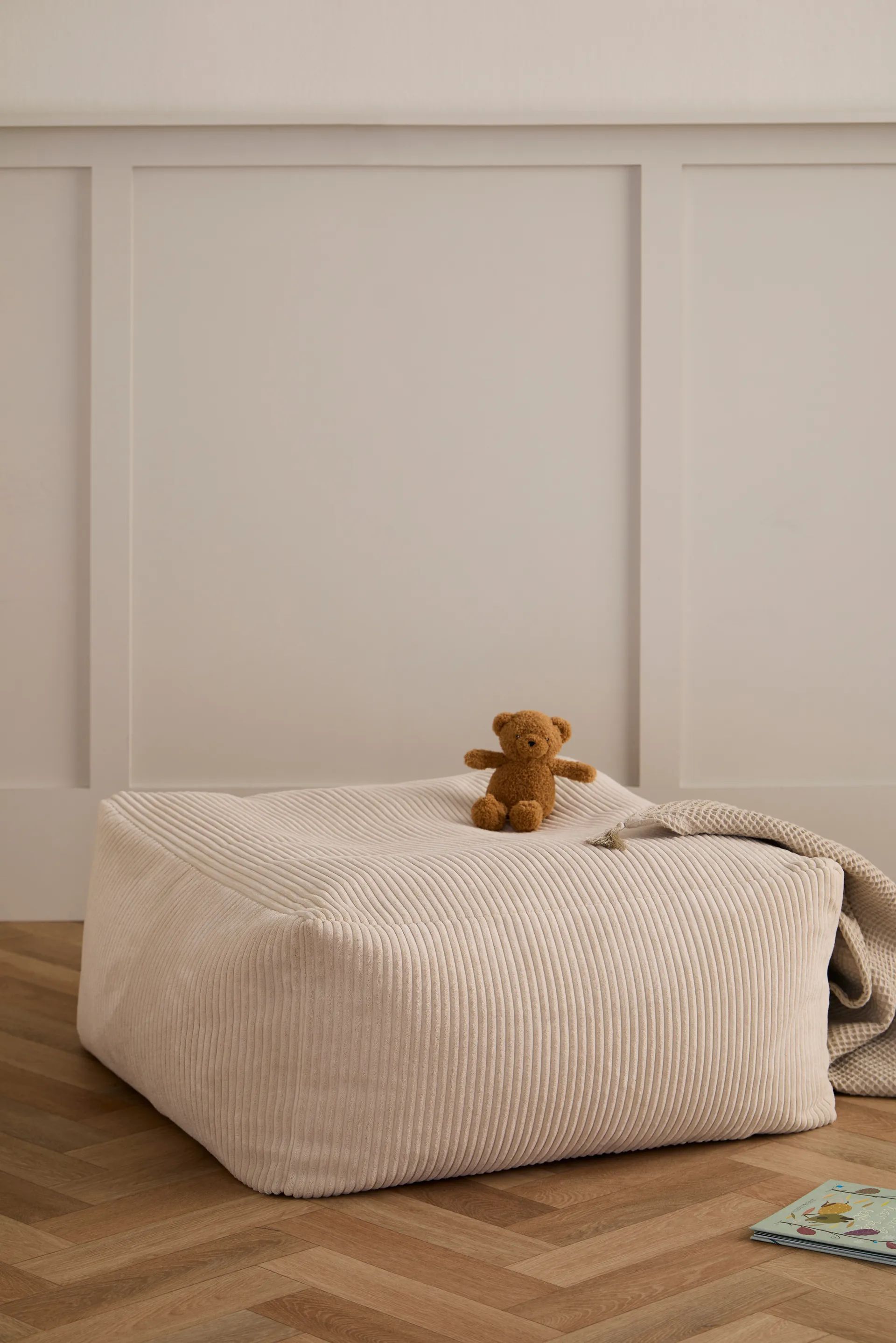 Kid's Base sittepuff 85x85x34 cm, Naturhvit Kid's Concept